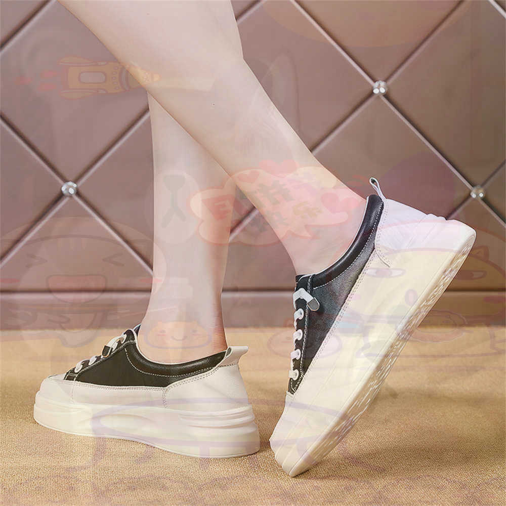 Vintage Fashion Collecting And Wearing Designer Classics - Chunky Loafers met veters Dames Skateboarden