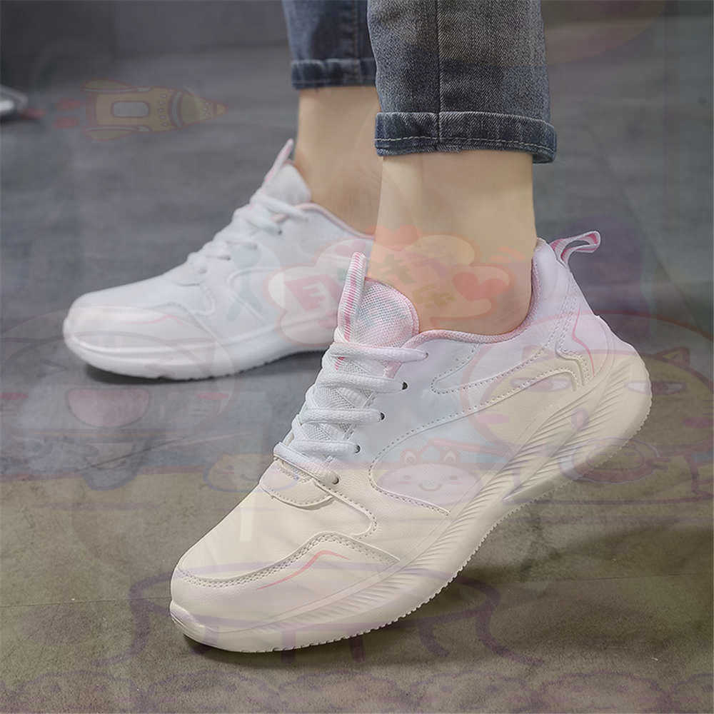 Vintage Fashion Collecting And Wearing Designer Classics - 35-40 Nummer 42. Coole Sneakers Voor