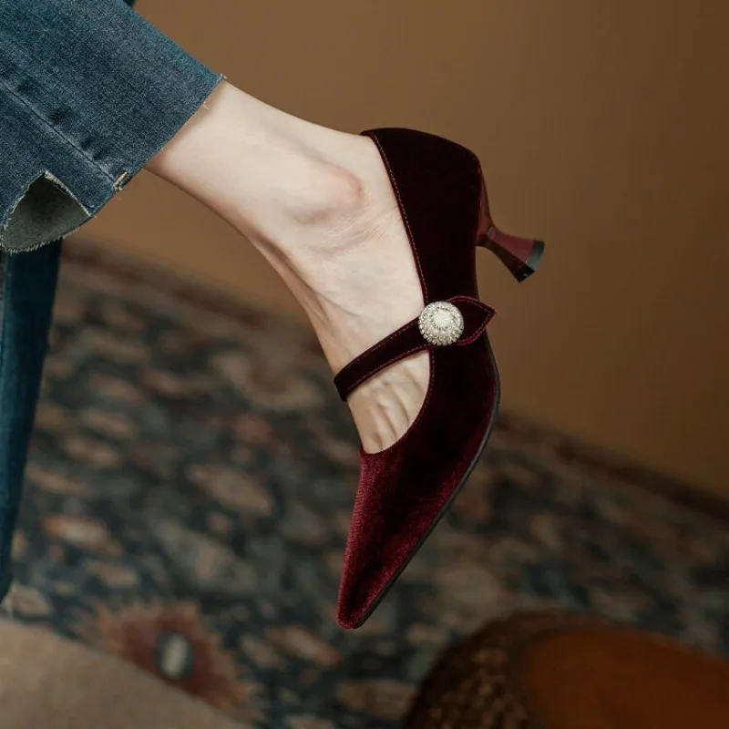 Wijnrode Mary Jane schoenen me - Vintage Fashion Heels recensie en prijs